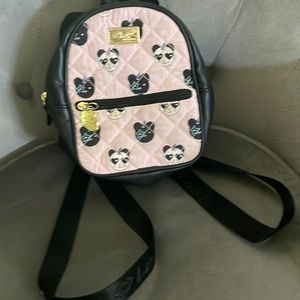 KAWAII Betsy Johnson mini-backpack!!